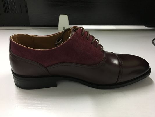 لباس مردانه چرمي مدل Smart Formal پوشيده شده به سفارش